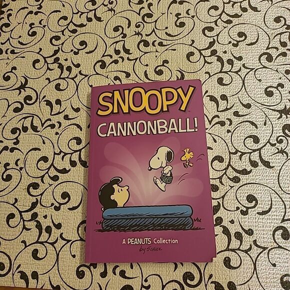 Snoopy Canonball Book - Picture 1 of 2